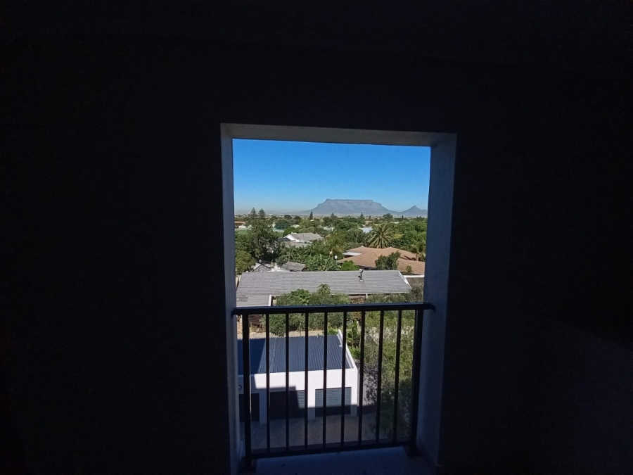 2 Bedroom Property for Sale in Table View Western Cape